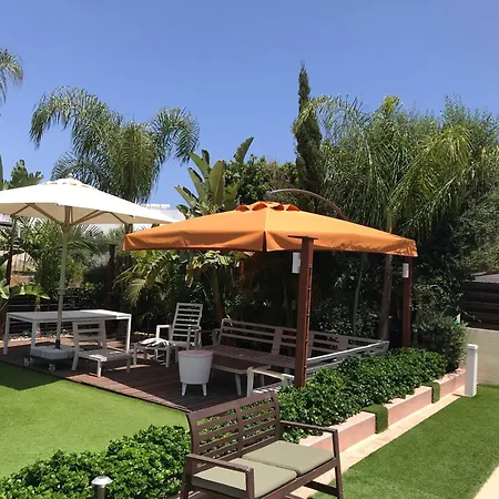 Вилла Sunshine Private Pool Luxury Garden 2' Walk To Kalamies Pernera Протарас