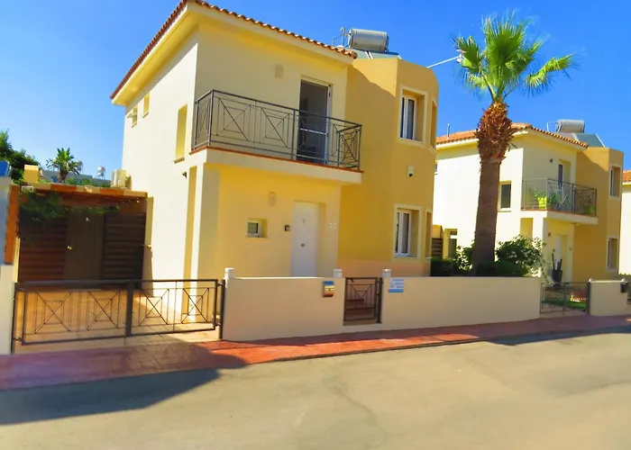 ヴィラ Sunshine Private Pool Luxury Garden 2' Walk To Kalamies Pernera プロタラス