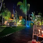 Villa Sunshine Private Pool Luxury Garden 2' Walk To Kalamies Pernera